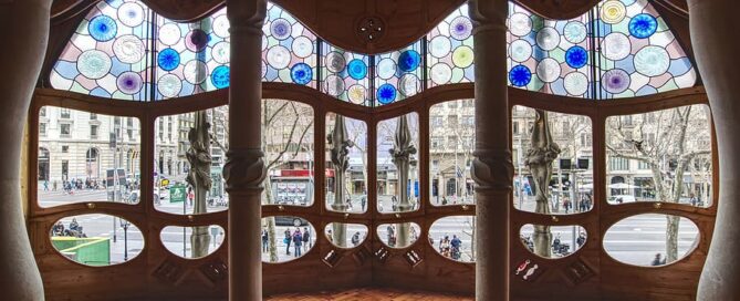 Casa Battlo in Barcelona - windows